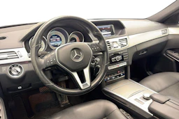 harmaa Mercedes-Benz E 2014 kuva 8.