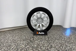 harmaa Mercedes-Benz E 2014 kuva 13.