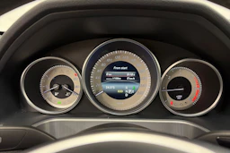 harmaa Mercedes-Benz E 2014 kuva 21.