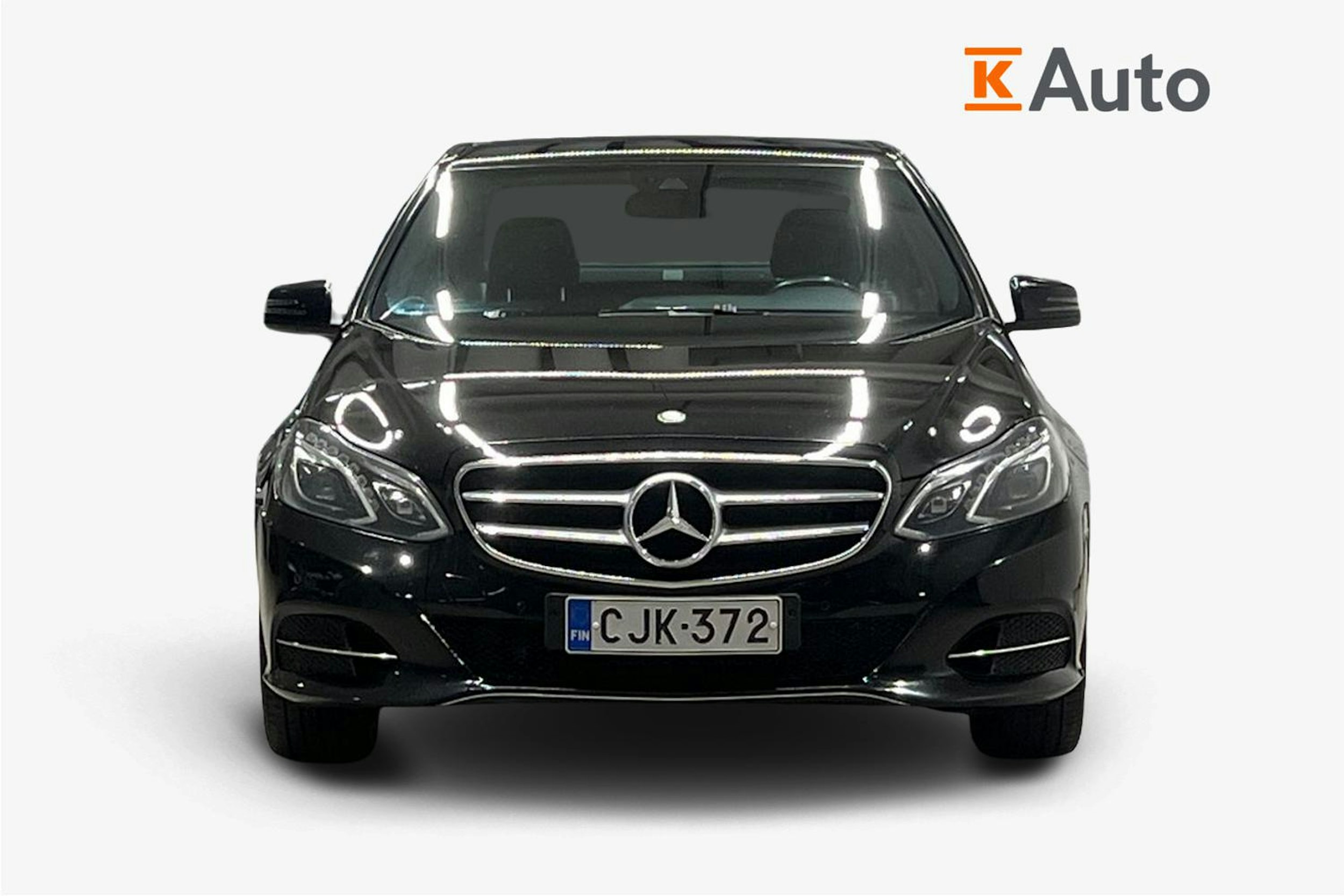 Musta Mercedes-Benz E 2014 kuva 5.