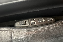 Musta Mercedes-Benz E 2014 kuva 16.