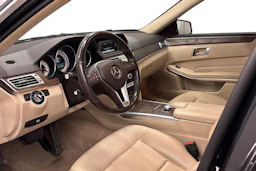musta Mercedes-Benz E 2014 kuva 6.
