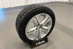 musta Mercedes-Benz E 2014 kuva 10.