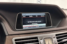 musta Mercedes-Benz E 2014 kuva 21.