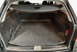 musta Mercedes-Benz E 2014 kuva 11.
