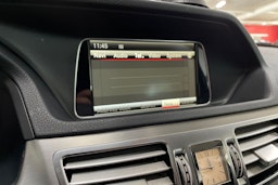 musta Mercedes-Benz E 2014 kuva 21.