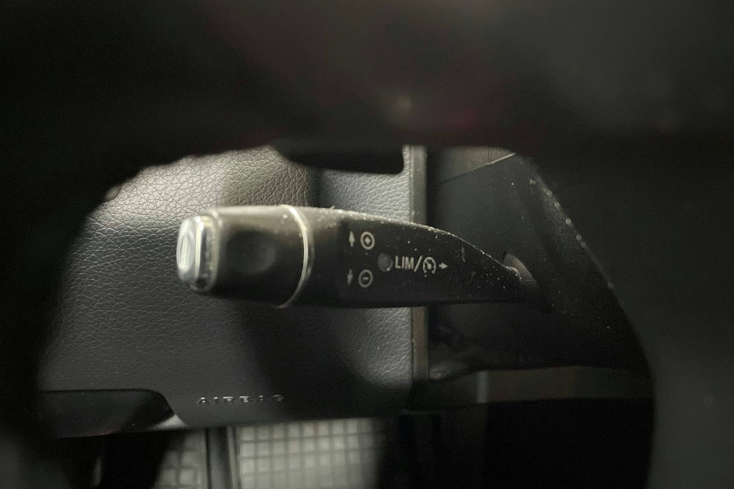 musta Mercedes-Benz E 2014 kuva 22.