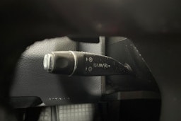 musta Mercedes-Benz E 2014 kuva 22.