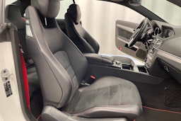 Valkoinen Mercedes-Benz E 2014 kuva 24.