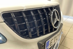 Valkoinen Mercedes-Benz E 2014 kuva 28.