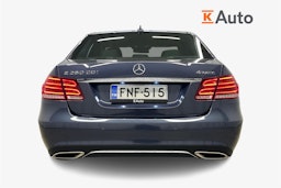 sininen Mercedes-Benz E 2014 kuva 3.
