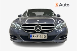 sininen Mercedes-Benz E 2014 kuva 4.