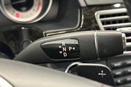 sininen Mercedes-Benz E 2014 kuva 22.