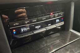 sininen Mercedes-Benz E 2014 kuva 23.