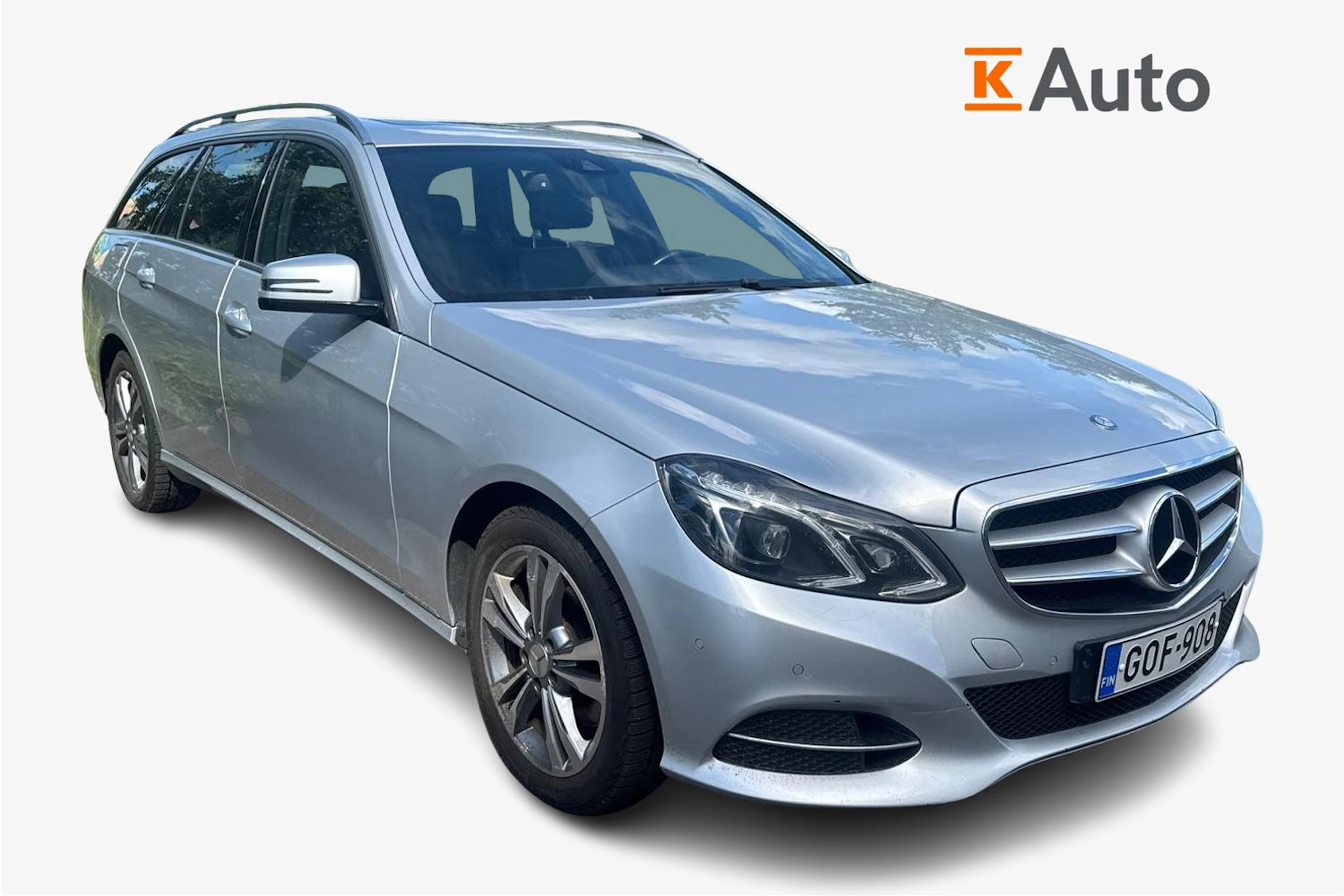 harmaa Mercedes-Benz E 2014 kuva 1.