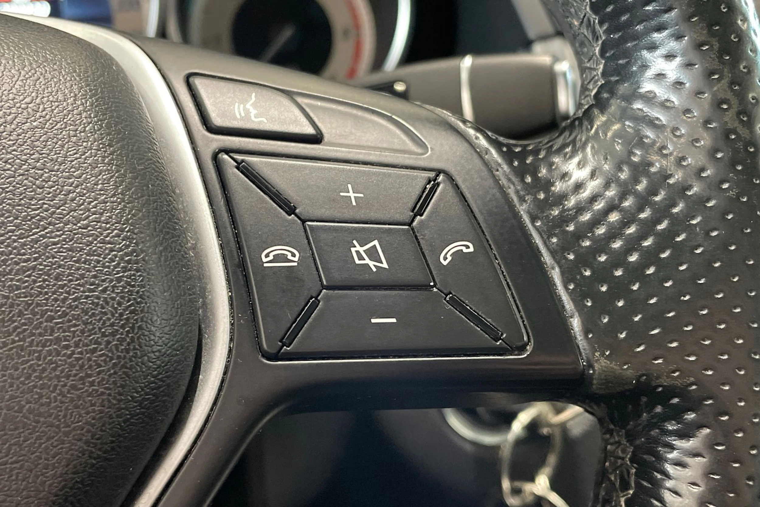 harmaa Mercedes-Benz E 2014 kuva 16.