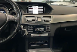 harmaa Mercedes-Benz E 2014 kuva 20.