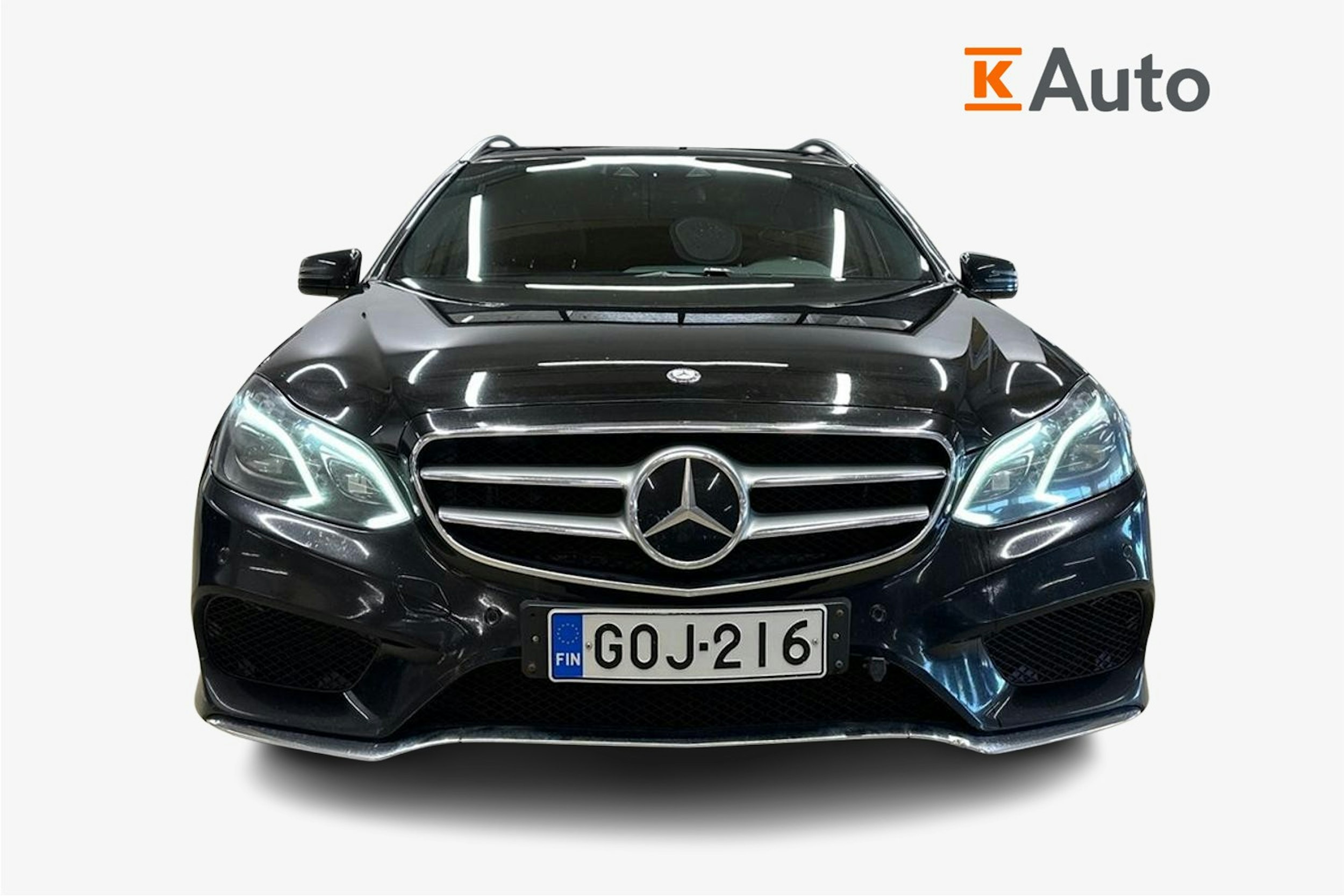 musta Mercedes-Benz E 2014 kuva 5.