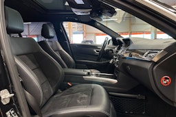 musta Mercedes-Benz E 2014 kuva 13.