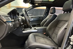 musta Mercedes-Benz E 2014 kuva 15.