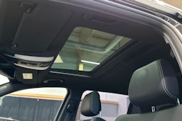musta Mercedes-Benz E 2014 kuva 18.