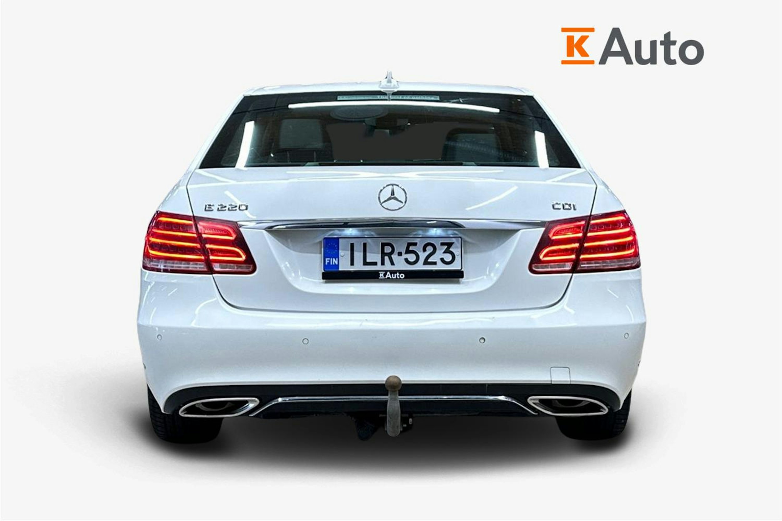 valkoinen Mercedes-Benz E 2014 kuva 3.