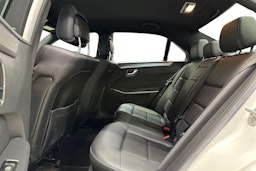 valkoinen Mercedes-Benz E 2014 kuva 10.