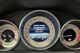 valkoinen Mercedes-Benz E 2014 kuva 25.