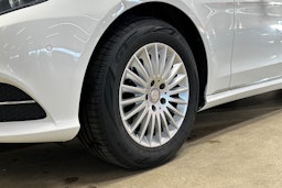 valkoinen Mercedes-Benz E 2014 kuva 11.