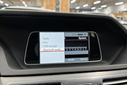 valkoinen Mercedes-Benz E 2014 kuva 18.