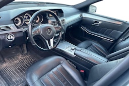 harmaa Mercedes-Benz E 2014 kuva 3.