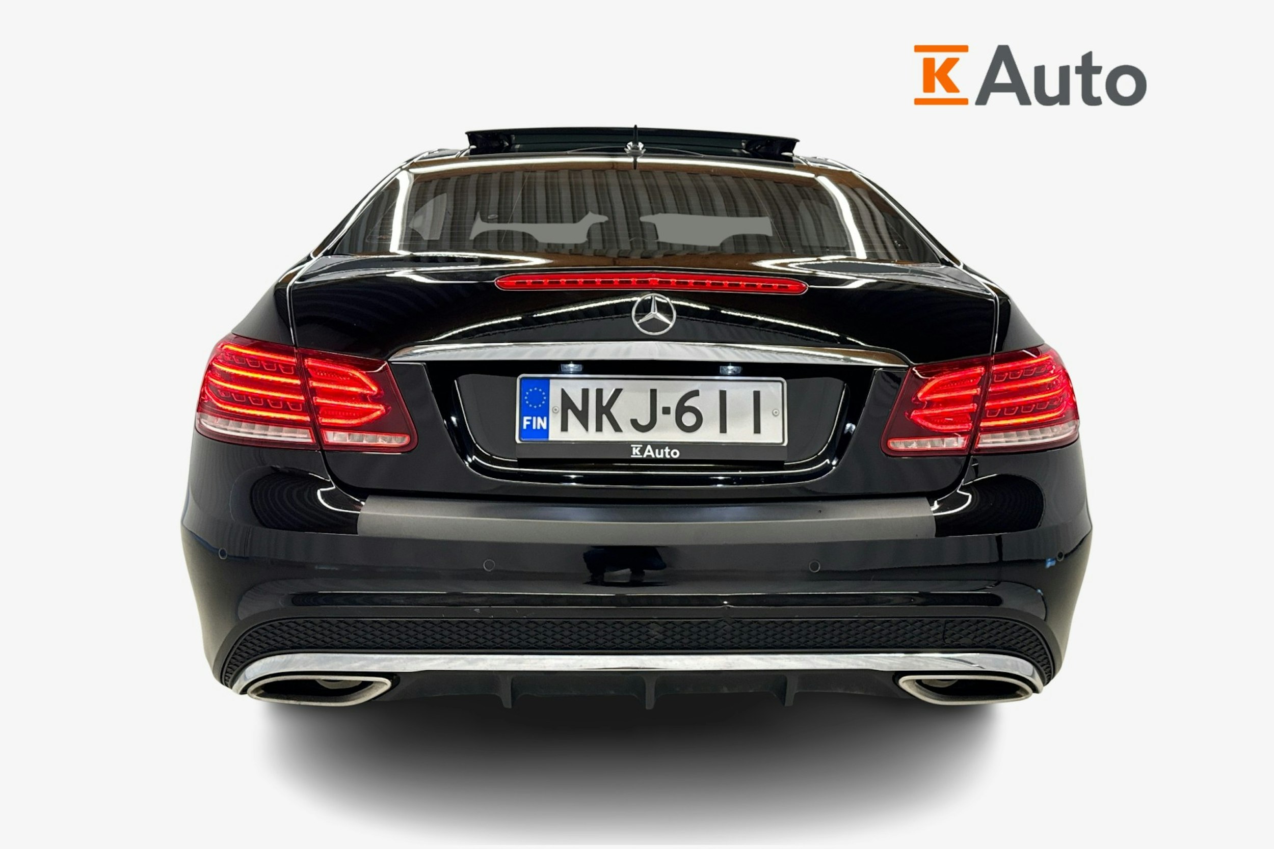 musta Mercedes-Benz E 2014 kuva 5.