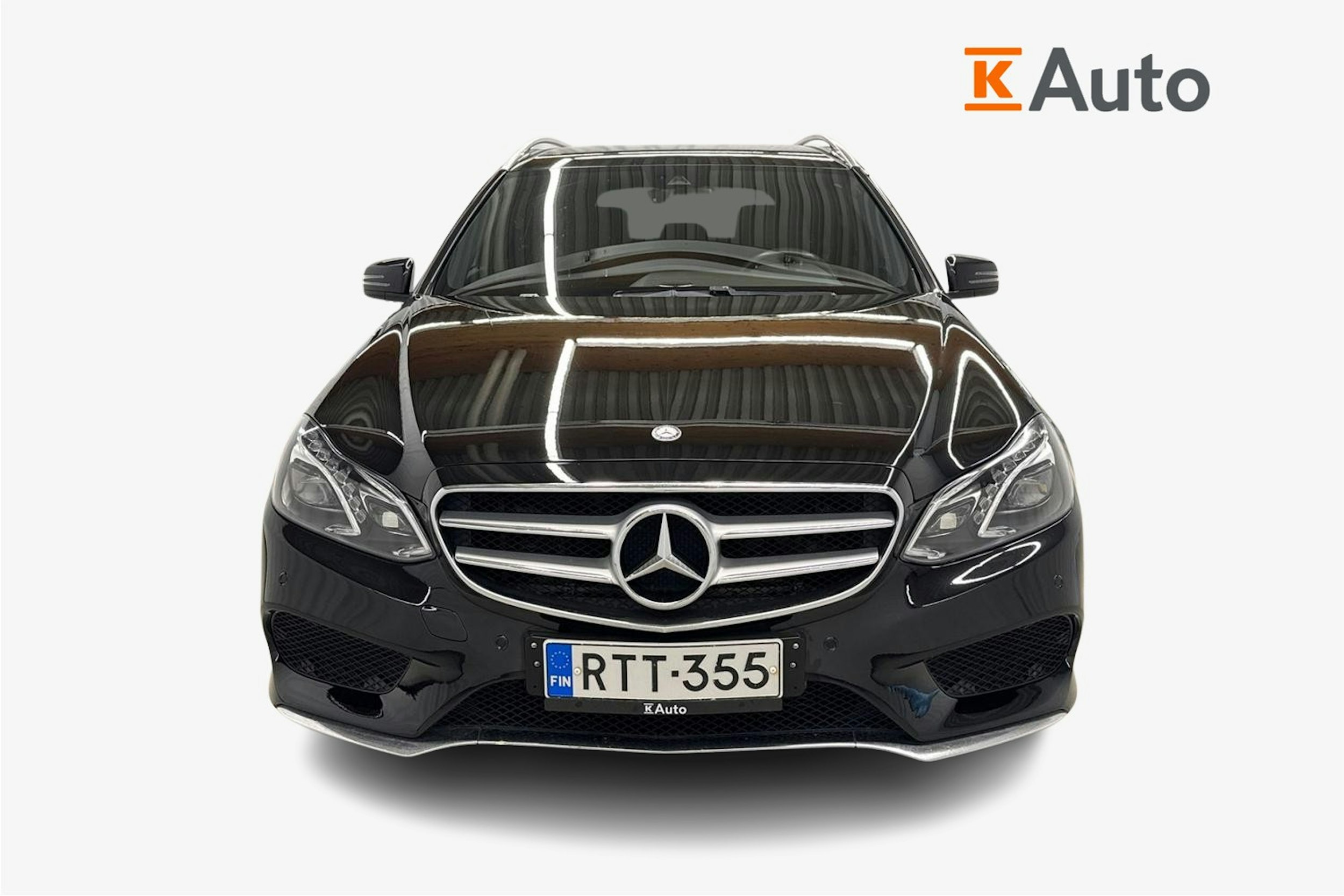 musta Mercedes-Benz E 2014 kuva 5.