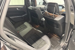 musta Mercedes-Benz E 2014 kuva 17.