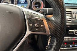 musta Mercedes-Benz E 2014 kuva 24.