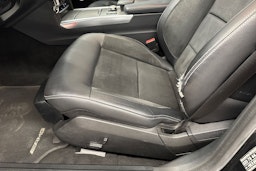musta Mercedes-Benz E 2014 kuva 29.