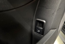 musta Mercedes-Benz E 2014 kuva 34.