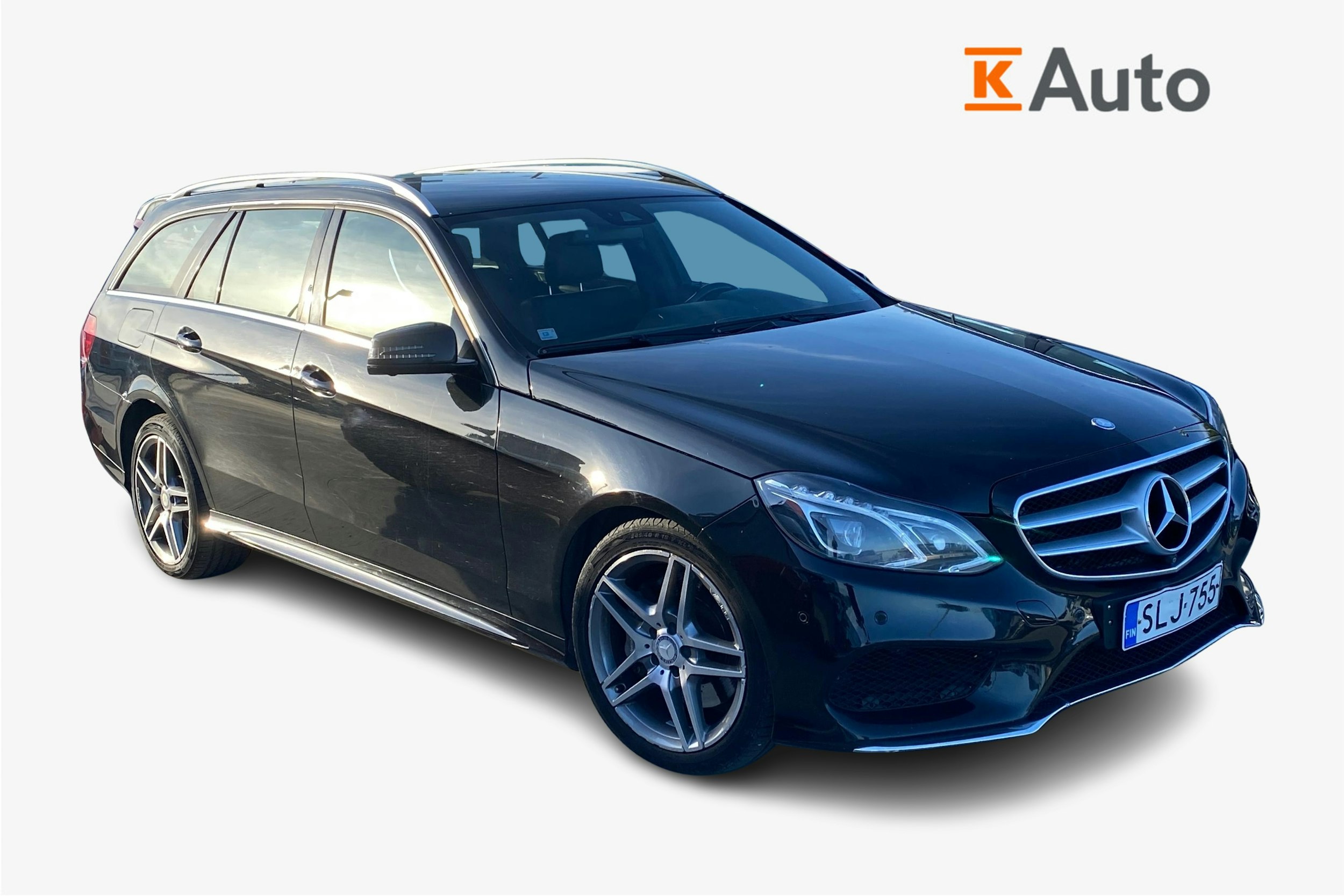 musta Mercedes-Benz E 2014 kuva 1.
