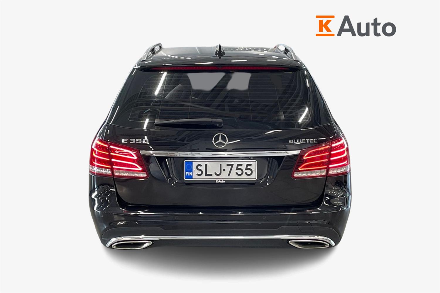 Mercedes-Benz E 2014, photo 3/3