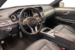 musta Mercedes-Benz E 2014 kuva 7.