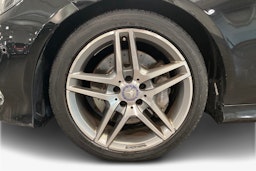 musta Mercedes-Benz E 2014 kuva 11.