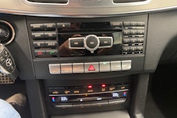 musta Mercedes-Benz E 2014 kuva 18.