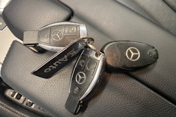 musta Mercedes-Benz E 2014 kuva 21.