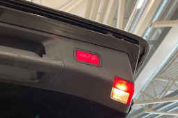 musta Mercedes-Benz E 2014 kuva 24.