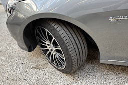 harmaa Mercedes-Benz E 2014 kuva 13.