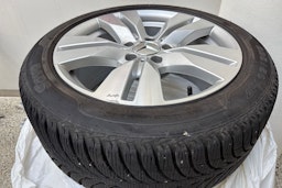 harmaa Mercedes-Benz E 2014 kuva 15.