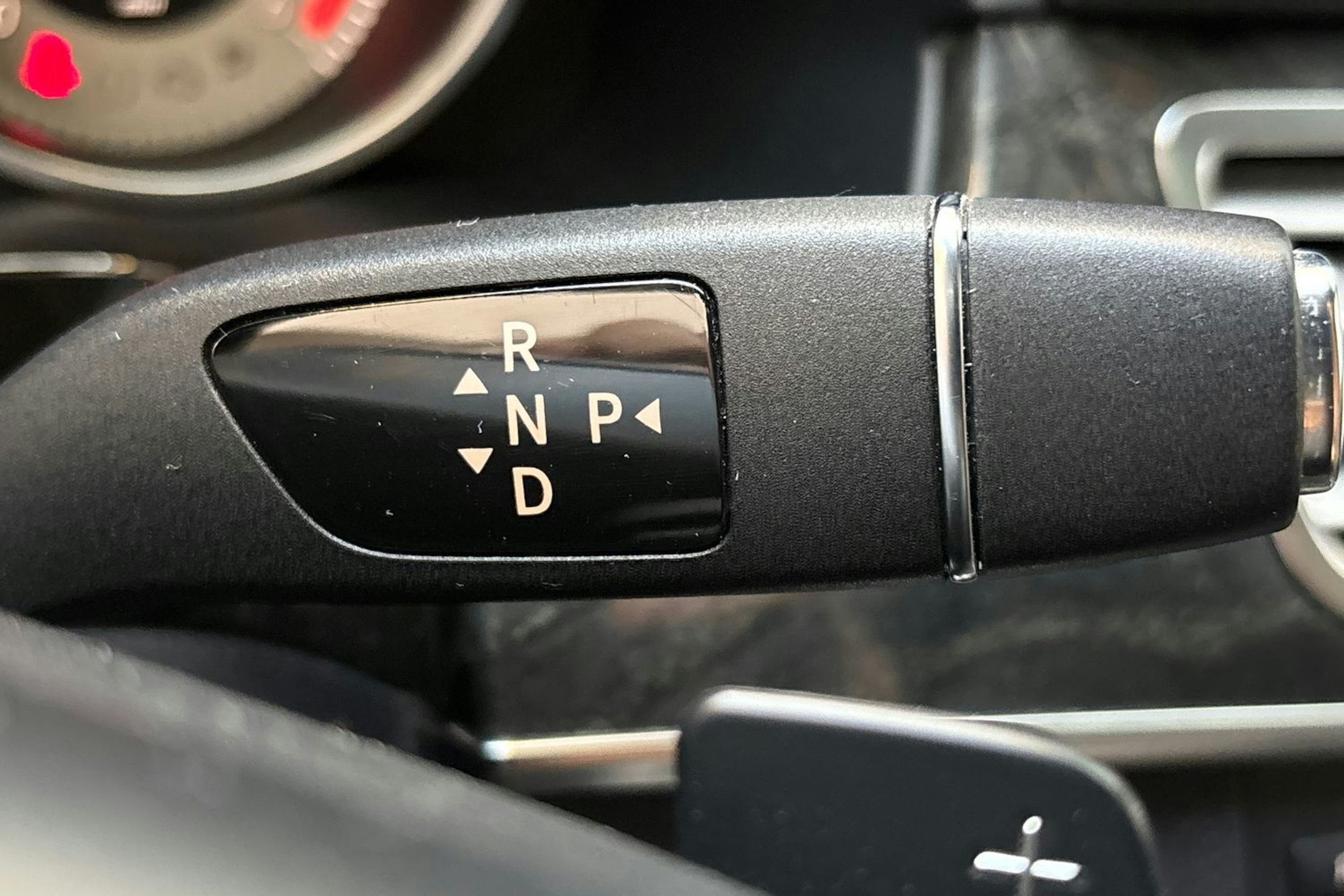 harmaa Mercedes-Benz E 2014 kuva 22.