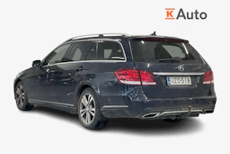 Sininen Mercedes-Benz E 2014 kuva 2.