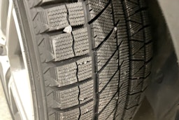 musta Mercedes-Benz E 2015 kuva 10.