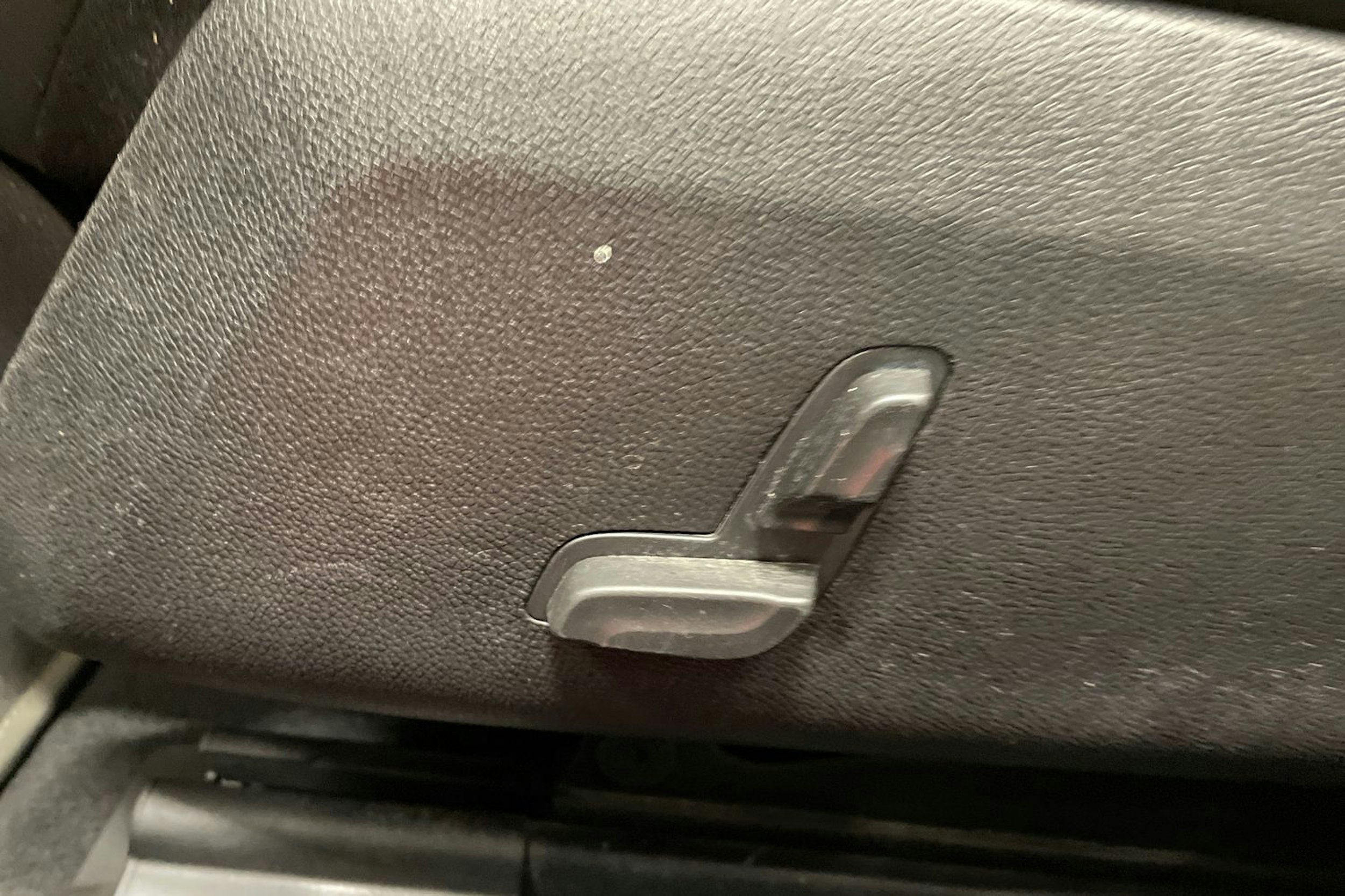 musta Mercedes-Benz E 2015 kuva 12.